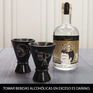 Set de Pisco y Qeros "El Maquinista"